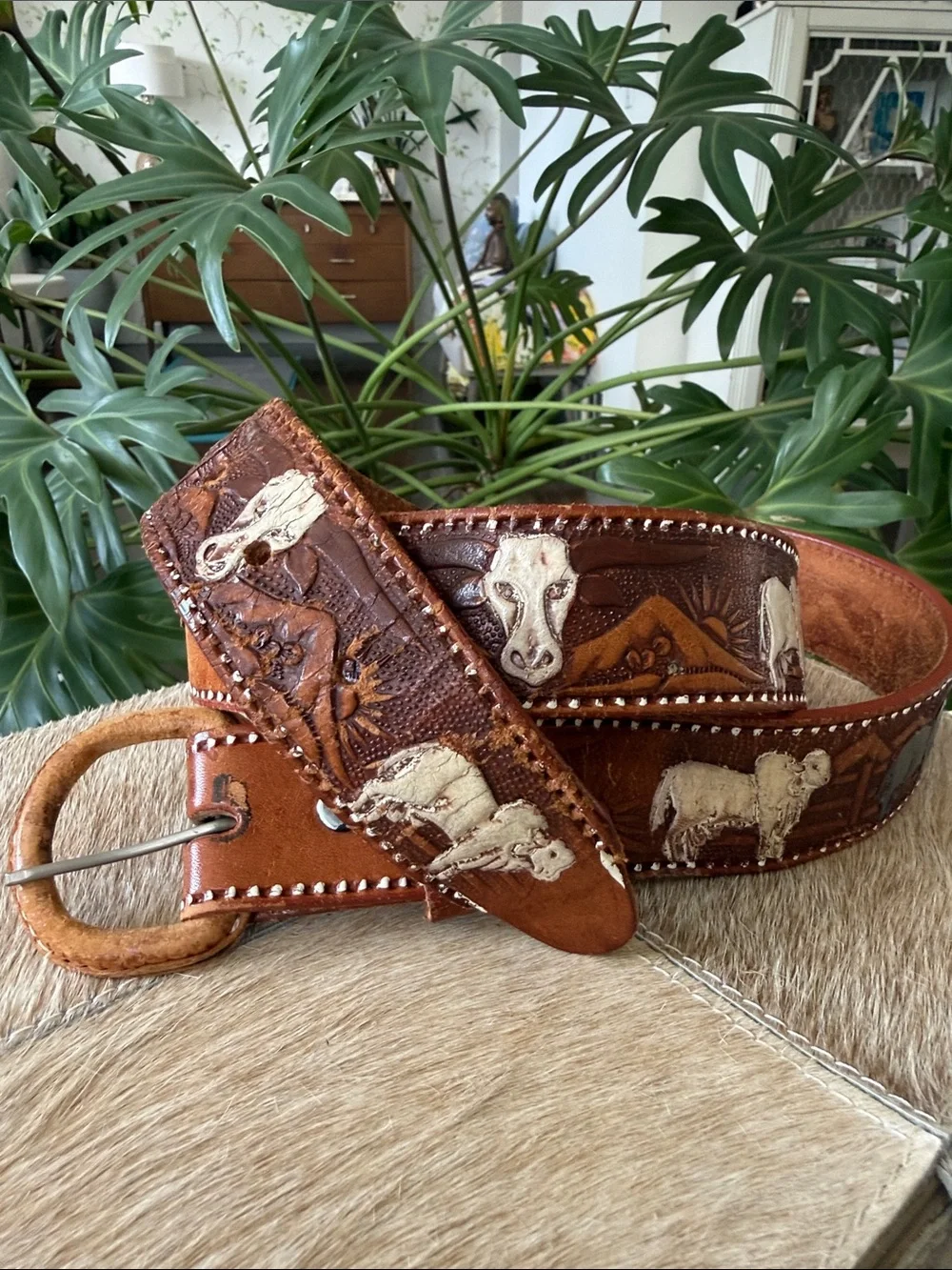 Vintage ECHO Mexico Hand-Painted Western Leather Belt - Horse - Tooled Size 38